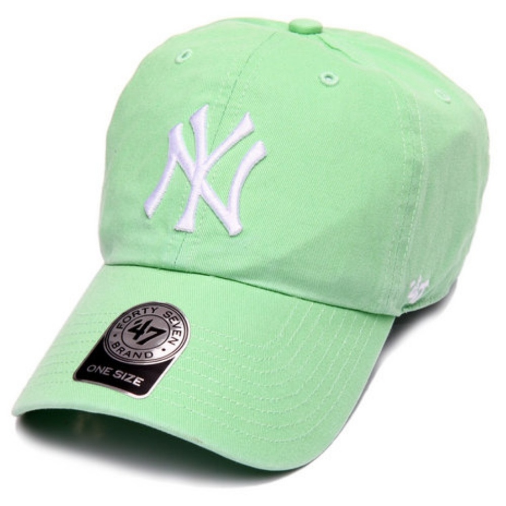 NY Yankee strapback